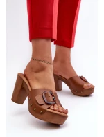 Dámské klínové sandály s prstencem hnědé Betinna