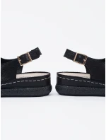 Trendy černé  sandály dámské na plochém podpatku