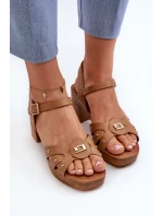 Dámské sandály na podpatku z eko kůže hnědé Assames