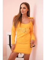 Dámská bavlněná šaty s odhalenými rameny a nápisem OFFLINE hořčicová