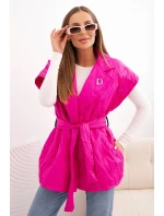 Dámská prošívaná vesta s páskem a širokým límcem růžová Dámská prošívaná vesta s páskem a širokým límcem růžová