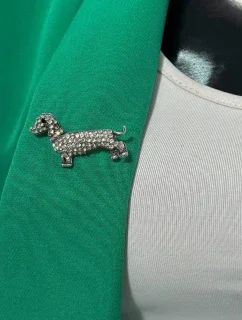 Brož Pes A-2-21-6 stříbrná barva