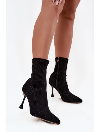 Boty na podpatku model 220204 Step in style Boty na podpatku model 220204 Step in style