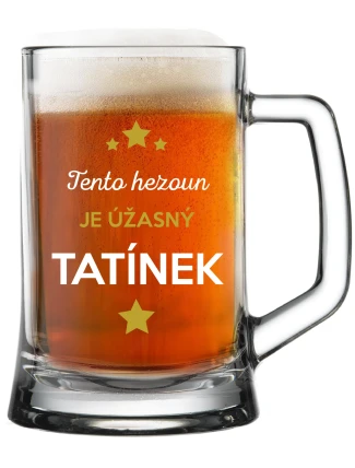 TENTO HEZOUN JE ÚŽASNÝ TATÍNEK - pivní sklenice 0,5 l TENTO HEZOUN JE ÚŽASNÝ TATÍNEK - pivní sklenice 0,5 l