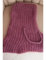 Dámská čepice s kapucí z jemným vzorem se šňůrkami fialový