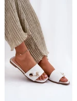 Dámské Pantofle Na Plochém Podpatku S Mašlí Bílé Sallariela Dámské Pantofle Na Plochém Podpatku S Mašlí Bílé Sallariela