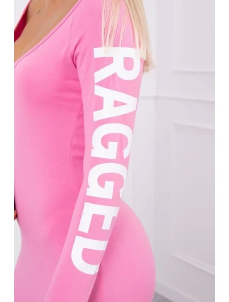 Otrhané světle růžové šaty