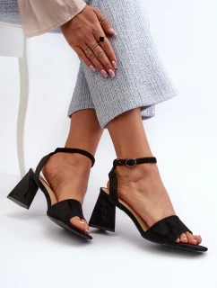 Dámské sandály na podpatku z eko semiše Černé Vinceza 17328