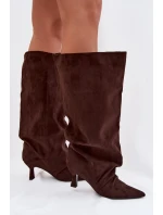 Kozačky s širokým horním lemem a rýhami na podpatku Harela