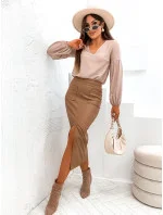 Dámská tužková pouzdrová sukně ve velbloudí barvě z eko kůže (82104) Dámská tužková pouzdrová sukně ve velbloudí barvě z eko kůže (82104)