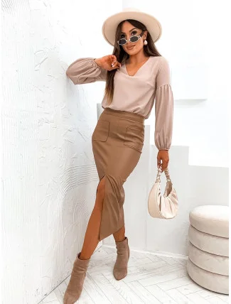 Dámská tužková pouzdrová sukně ve velbloudí barvě z eko kůže (82104) Dámská tužková pouzdrová sukně ve velbloudí barvě z eko kůže (82104)