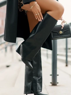 Zateplené kozačky na jehlovém podpatku s ohrnutým svrškem černé Tamonia