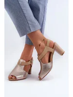 Dámské sandály na vysokém podpatku vyrobené z eko kůže, zlatá Queenmarie Dámské sandály na vysokém podpatku vyrobené z eko kůže, zlatá Queenmarie