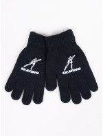 Chlapecké pětiprsté rukavice Yoclub RED-0012C-AA5A-018 Black