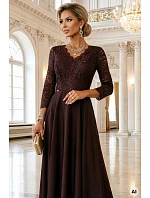 309-14 AMBER elegantní dlouhé krajkové šaty s výstřihem - čokoládové