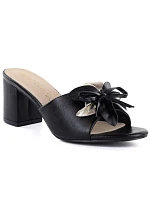 Dámské žabky na kůlu s květinou černé Potocki LE20336