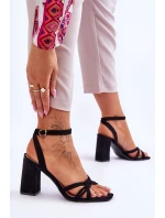 Klasické semišové sandály na podpatku černé Bernett