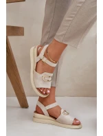 Dámské Sandály Na Klínu S Ozdobou Béžové Salianes