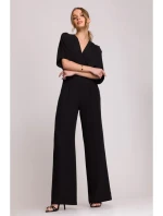 S395 Kombinéza s širokými nohavicemi a zavinovacím výstřihem - černá S395 Kombinéza s širokými nohavicemi a zavinovacím výstřihem - černá