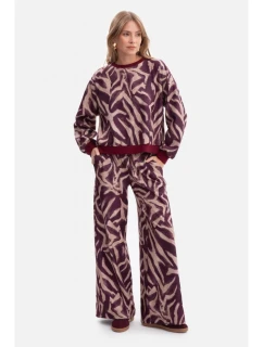 B302 Úpletové kalhoty s potiskem - model 2