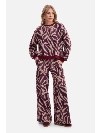 B302 Úpletové kalhoty s potiskem - model 2