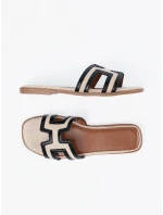 Praktické  nazouváky dámské černé na plochém podpatku