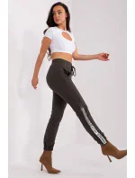 Teplákové kalhoty model 211743 Relevance Teplákové kalhoty model 211743 Relevance