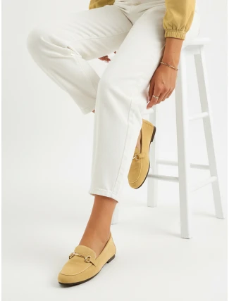 Dámské semišové mokasíny s kovovou přezkou žluté FashionStreet ZY1360