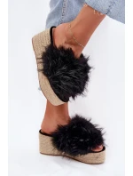 Dámské klapky na klínu s kožíškem a pletením černé Virela