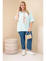 Dámská viskózová halenka Plus Size s krátkým rukávem a ozdobným šátkem mentolová Dámská viskózová halenka Plus Size s krátkým rukávem a ozdobným šátkem mentolová