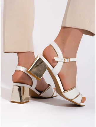 Klasické bílé sandály dámské na širokém podpatku Klasické bílé sandály dámské na širokém podpatku