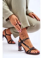 lakované sandály na ozdobném podpatku D&A CR-232 Černe