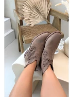 Dámské perforované kotníkové boty na nízkém podpatku S.Barski HY61-8026 Hnědé