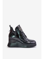 Dámské Lakované Boty Na Klínu Zateplené Vinceza 66706 Černé