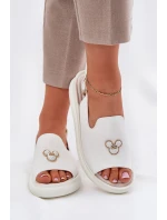 Dámské kožené sandály s ozdobou Vinceza 66757 bílé