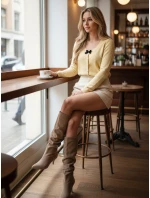 Dámský krátký svetr s mašlí LAMURE beige FashionStreet MY2473