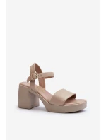 Zazoo 40386 Dámské kožené sandály na podpatku Beige