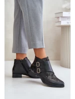 Kožené Boty Na Nízkém Podpatku S Přezkami Maciejka 06696-01 Černé Kožené Boty Na Nízkém Podpatku S Přezkami Maciejka 06696-01 Černé