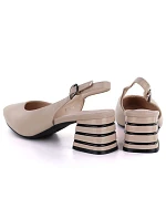 Dámské sandály s ozdobným podpatkem béžové Vinceza 26-62285