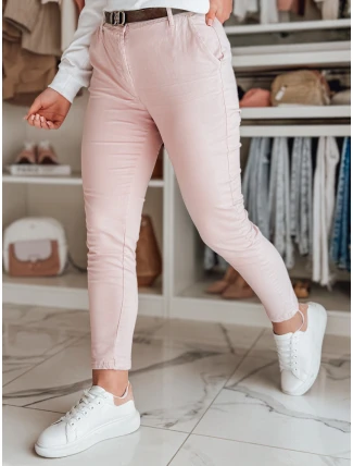 Dámské kalhoty slim fit s páskem LINESKA růžová FashionStreet UY2630 Dámské kalhoty slim fit s páskem LINESKA růžová FashionStreet UY2630