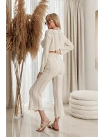 Dámský ažurový komplet v barvě ecru - crop top a dlouhé kalhoty (1978) Dámský ažurový komplet v barvě ecru - crop top a dlouhé kalhoty (1978)