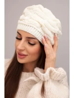 Dámská zimní čepice z vlny s ozdobným vzorem a kamínky K397 ecru
