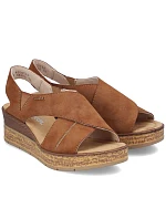 Pohodlné dámské sandály na platformě hnědé Rieker 63782-24