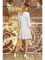 Pohodlné plisované šedé dámské šaty model 7657677 Pohodlné plisované šedé dámské šaty model 7657677