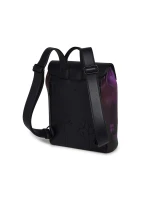 Dámský batoh s klopou Vushie Vivian Rounded Flap Backpack Dámský batoh s klopou Vushie Vivian Rounded Flap Backpack