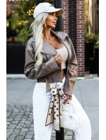 626-3 Stylový rameson z měkké ekokůže, s páskem a asymetrickým zipem - cappuccino