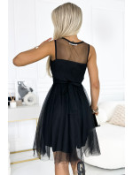 CATERINA - Velmi žensky působící černé dámské šaty s plastickou výšivkou a jemným tylem 522-2