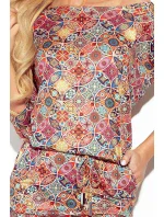 Dámské sportovní šaty s kapsičkami a se vzorem barevných koleček 13-142 Dámské sportovní šaty s kapsičkami a se vzorem barevných koleček 13-142