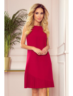 Trapézové šaty s asymetrickým řasením Numoco KARINE - červené