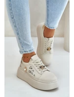 Dámské Kožené Sneakersy Na Platformě S Přišitými A Nápisem Vinceza 89102 Béžové Dámské Kožené Sneakersy Na Platformě S Přišitými A Nápisem Vinceza 89102 Béžové